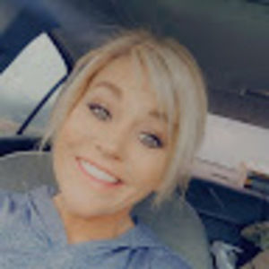 Meet your Posher, Stacie